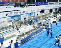 中國(guó)廚都酒店不銹鋼設(shè)備展會(huì)盛大開(kāi)幕，上千酒店廚房設(shè)備廠家云集，現(xiàn)場(chǎng)驚現(xiàn)機(jī)器人廚師