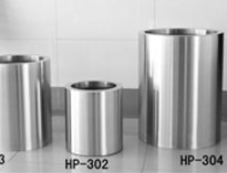 成都廚房設(shè)備廠家告訴你廚具中的201和304那個(gè)好，應(yīng)該如何區(qū)分