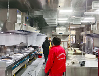 成都食堂廚房設(shè)備生產(chǎn)廠家告訴你廚房布局如何節(jié)能